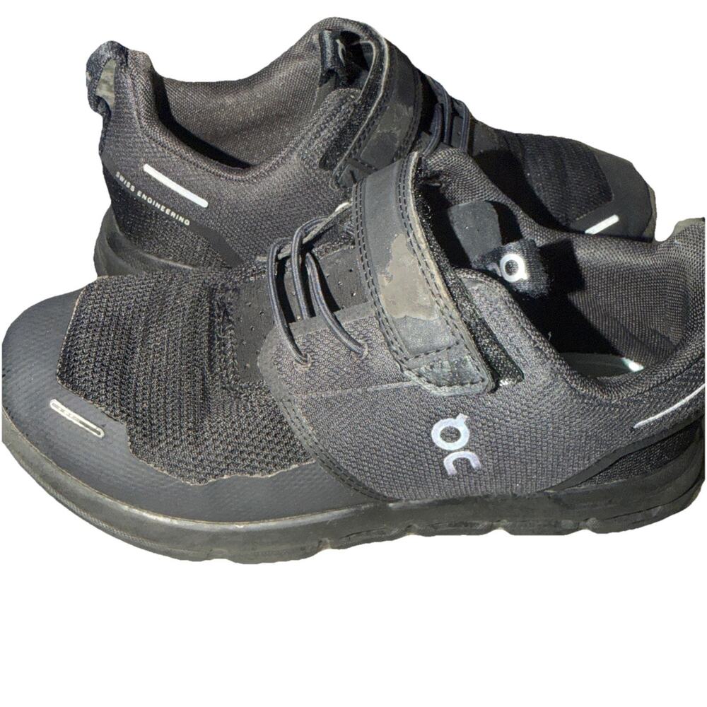 On Cloud Play Kid's Tripple Black Running Sneaker Athletic Shoe Size 3 SRD